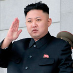 Il volto di Kim Jong-un , il giovane leader immaturo e alienato convinto che Rambo esista davvero