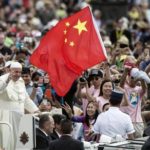 Vaticano, la Cina si prende la Chiesa: ok di Bergoglio a 7 vescovi di Pechino